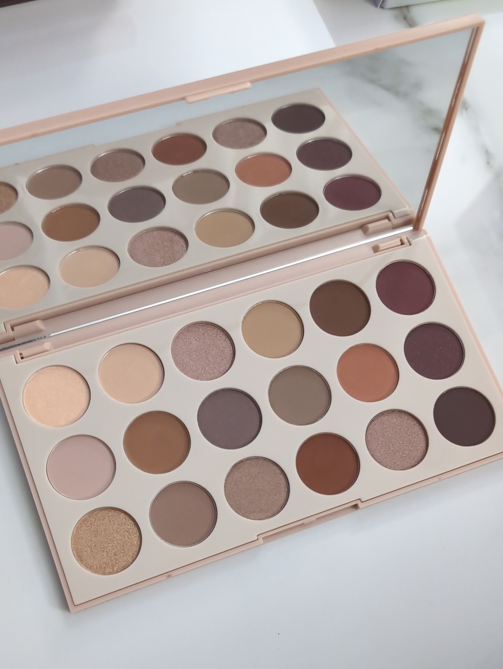 Morphe Truth Or Bare Palette